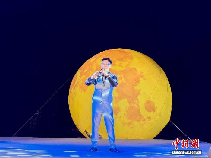 黑白体育
